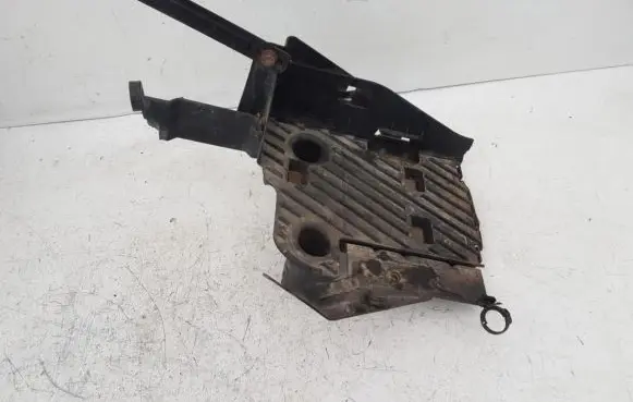 Renault Scenic RX Battery tray 8200036494