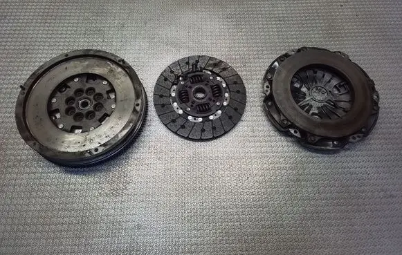 Volkswagen Crafter Clutch set kit 324044710