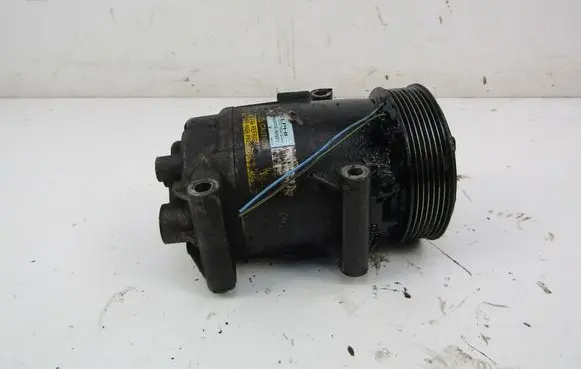 Nissan Primera Air conditioning (A/C) compressor (pump) 