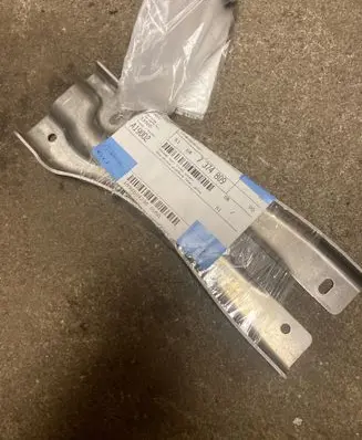 BMW i3 Front bumper mounting bracket 51647374809