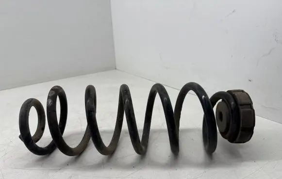 Audi Q5 SQ5 8R Rear coil spring