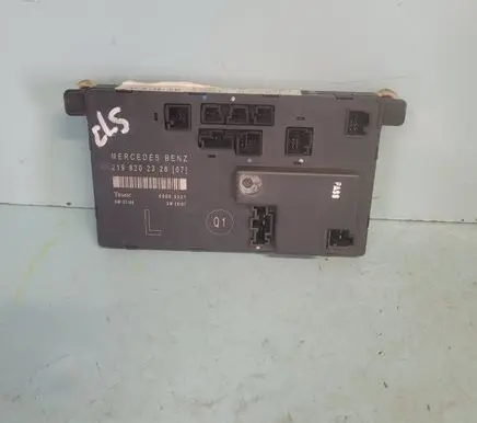Mercedes-Benz CLS C219 Door control unit/module 2198202326 00005021