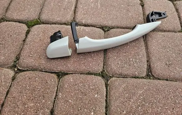 Opel Grandland X Rear door handle trim 5O5P5L5E5X676