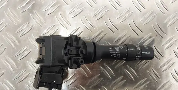 Toyota Auris 150 Wiper control stalk 17F244 02420