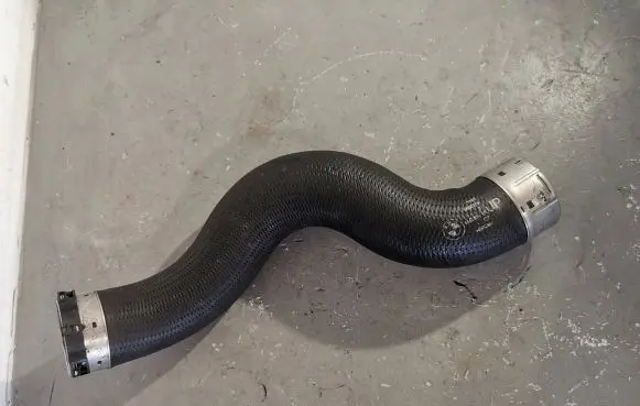 BMW X4 G02 Intercooler hose/pipe 8580078