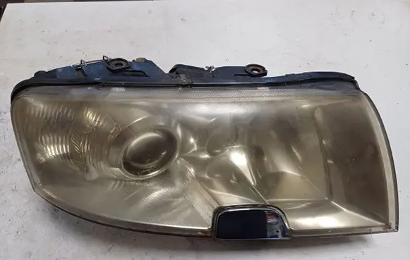 Skoda Superb B5 (3U) Headlight/headlamp