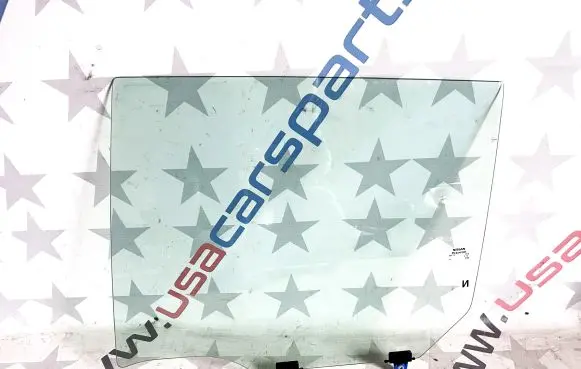 Nissan Leaf II (ZE1) Rear door window glass 823013NF1A