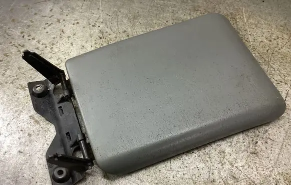 Mercedes-Benz ML W163 Armrest A1636830259