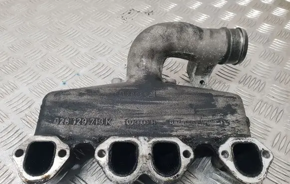 Audi A4 S4 B5 8D Intake manifold 028128713K