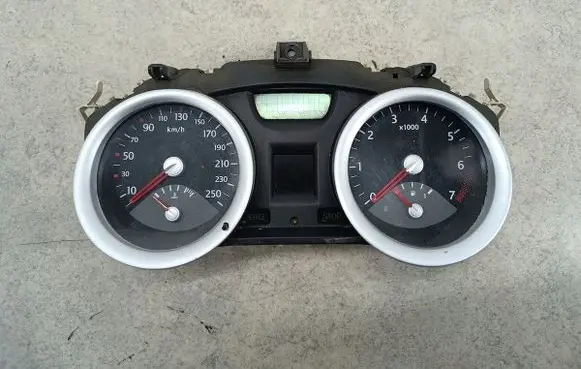 Renault Megane II Speedometer (instrument cluster) 8200364027VISTEON