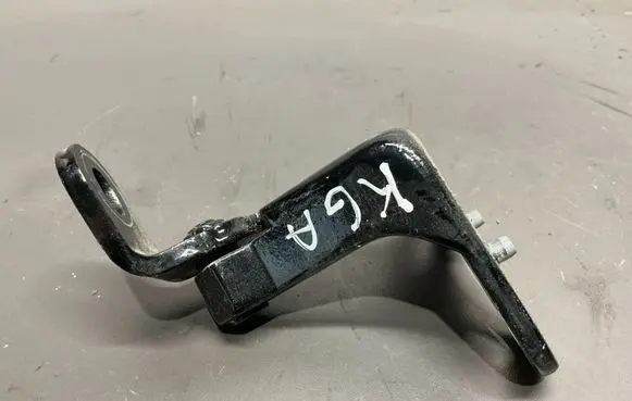 Tesla Model Y Rear door lower hinge TA104005A 00399A04Z0007