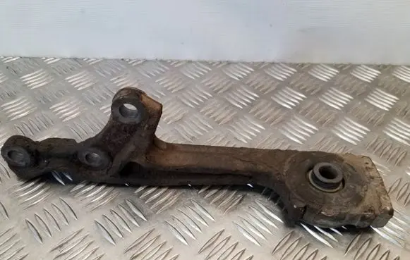 Toyota Land Cruiser (J120) Front differential bracket 5239260022