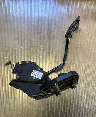 Jaguar XF Accelerator throttle pedal 8X239F832B 6PV00873706