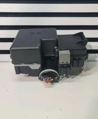Volvo XC90 Fuse module 31384034 0339536