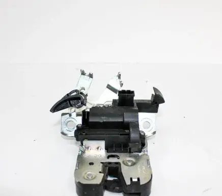 Audi A4 S4 B9 8W Tailgate/trunk/boot lock/catch/latch 8W0827503