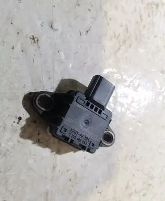 Tesla Model S ABS wheel speed sensor 600636900A 0265005899