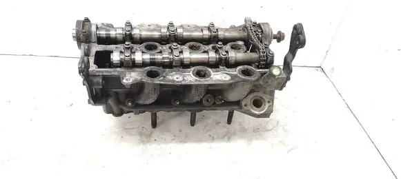 Land Rover Discovery 3 - LR3 Engine head 4R8Q6C064 4R8Q6A271AB 4R8Q6A273AC