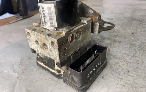 Jeep Patriot ABS Pump P68028215AB 17140830224571 25021205744