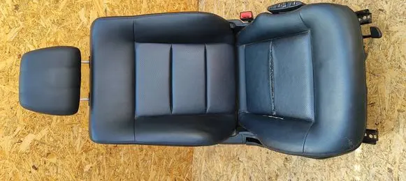 Mercedes-Benz E W212 Front passenger seat 2128602402 A2128601369