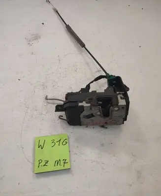 Opel Zafira A Front door lock 13210748