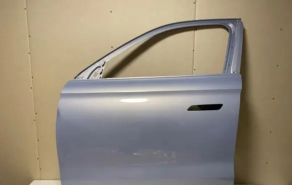 MG Marvel R Front door