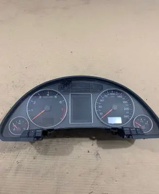 Audi A4 S4 B7 8E 8H Speedometer (instrument cluster) 8E0920900Q 0263626056 4143340133