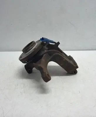 Peugeot 208 I Front wheel hub spindle knuckle 
