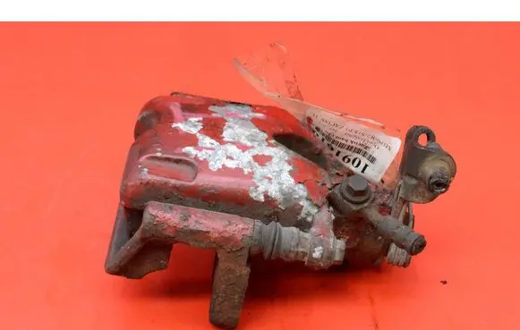 Opel Insignia A Rear brake caliper