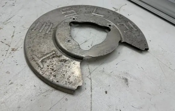 Tesla Model 3 Rear brake disc plate dust cover 1044666C