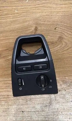 Volvo XC90 Light switch 30739302