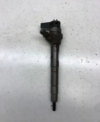 Audi A3 S3 8V Fuel injector 04L130277AJ 0445110477