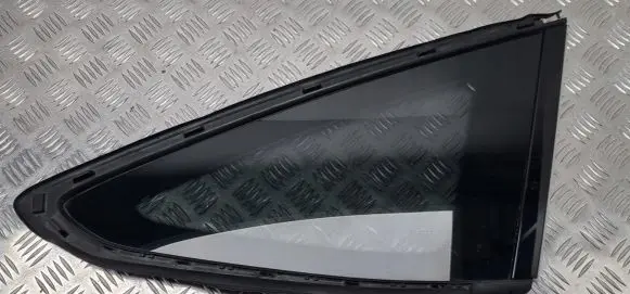 BMW 3 GT F34 Rear side window
