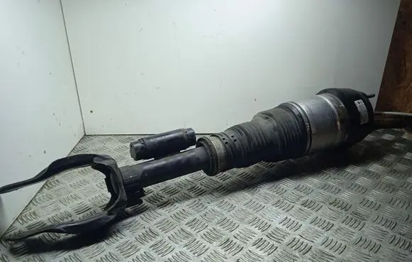Mercedes-Benz GLE (W166 - C292) Front shock absorber/damper A2923200400