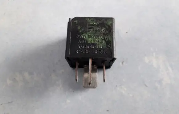 Volkswagen Golf IV Other relay 95vw10k705ca 7m0951253a