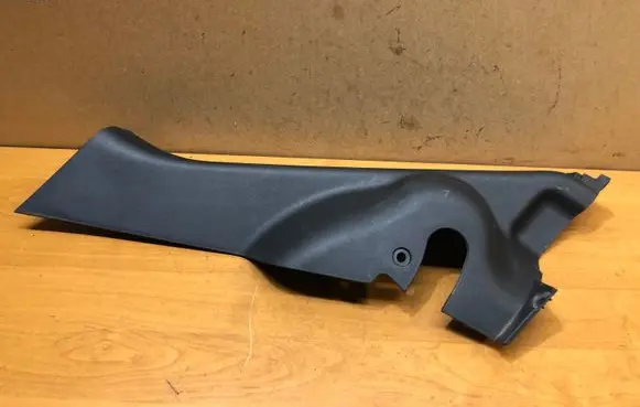 Hyundai i30 Rear seat side top trim 858902L000