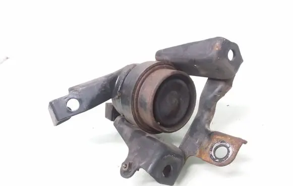 Toyota Avensis T250 Engine mount bracket