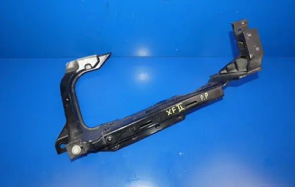 Jaguar XF X260 Headlight/headlamp mounting bracket GX7313N078A