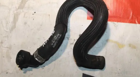 Volvo XC90 Engine coolant pipe/hose 30792194