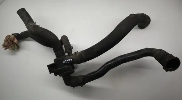 Jaguar XF Engine coolant pipe/hose C8W0A