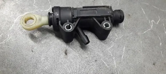 Mini One - Cooper R50 - 53 Clutch slave cylinder 13670610