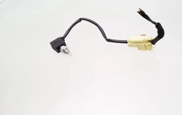 KIA Carens II Brake pedal sensor switch 6L28
