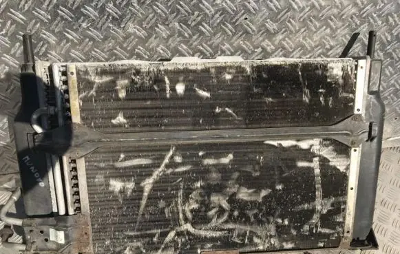 Ford Mondeo MK II A/C cooling radiator (condenser)
