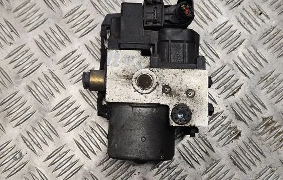 Volkswagen PASSAT B5 ABS Pump 0273004281 15479 085556