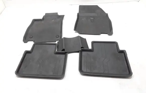 Renault Talisman Car floor mat set 8201618021