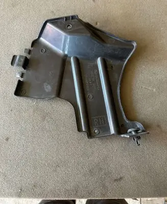 Subaru BRZ Engine splash shield/under tray 57746CA000