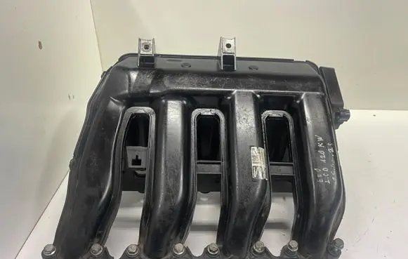 BMW 1 E81 E87 Intake manifold 7795393