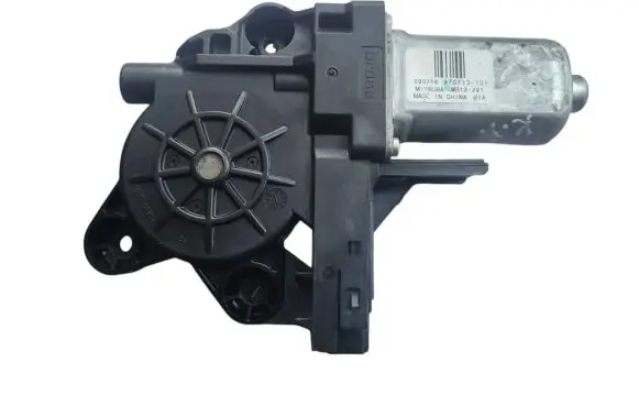 Volvo V70 Front door window regulator motor 970713101