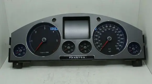 Volkswagen Phaeton Speedometer (instrument cluster) 3D0920982P