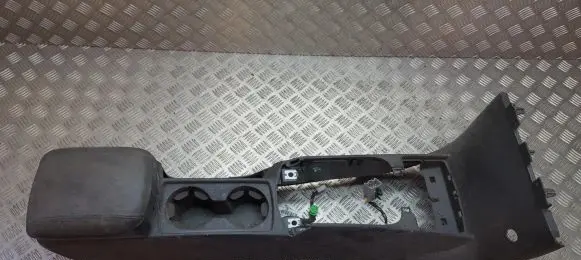 Volvo S40 Armrest 8687408
