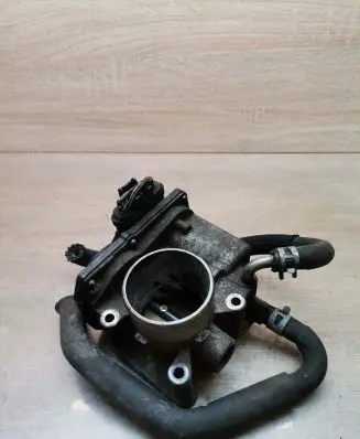 Toyota Corolla Verso AR10 Throttle body valve 220300d021 6a02